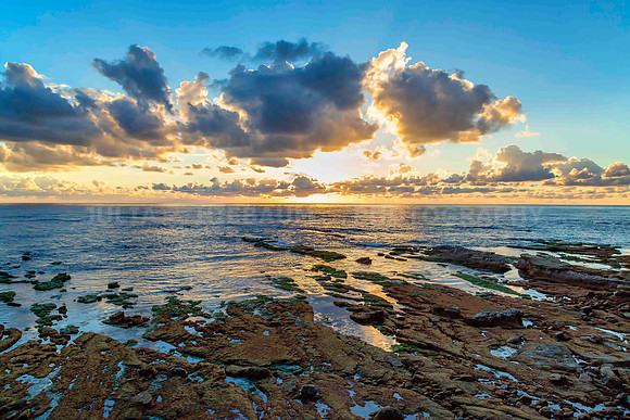 Sun Gold Point at sunset in La Jolla, California